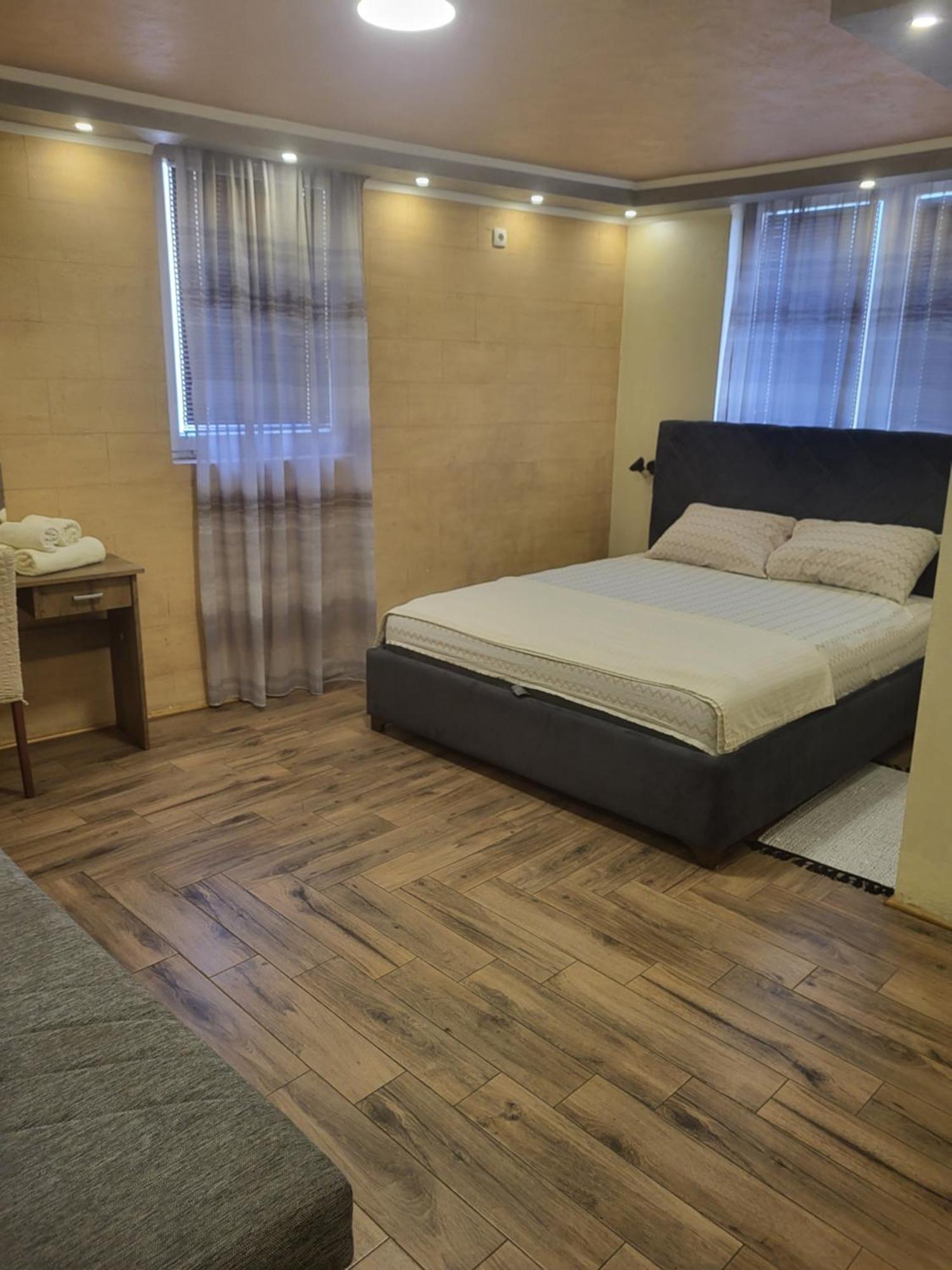 Rooms " Simke " 수보티차 외부 사진